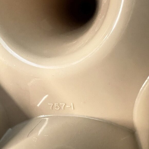 TUPPERWARE Vintage Condiment Relish Tray #757 Almond 3 Containers with Lids #733 - Picture 6 of 7